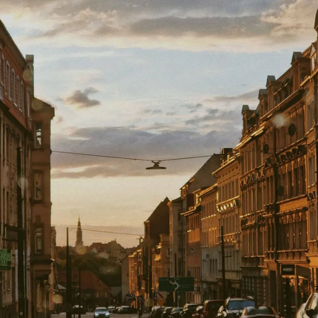 Cover art: Среди польских городов — НЕВМЕСТЕ