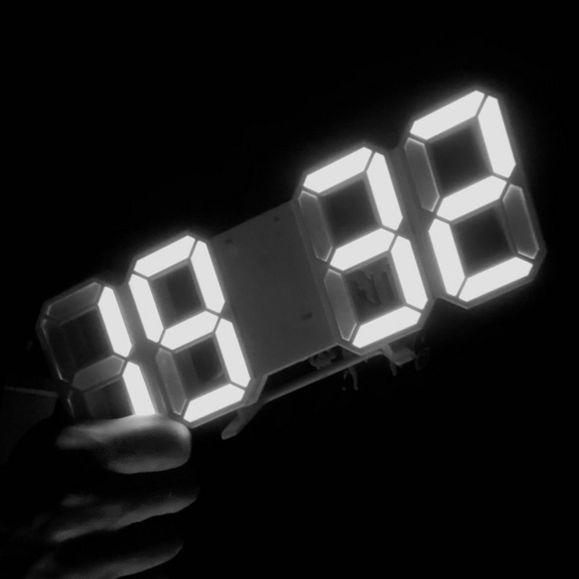 Обкладинка: 19:32 — DEMOVIR