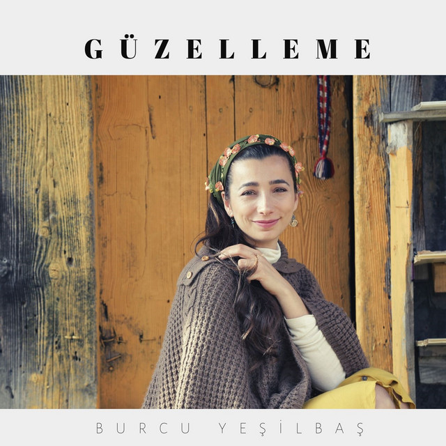 Sen Bir Aysın - Live