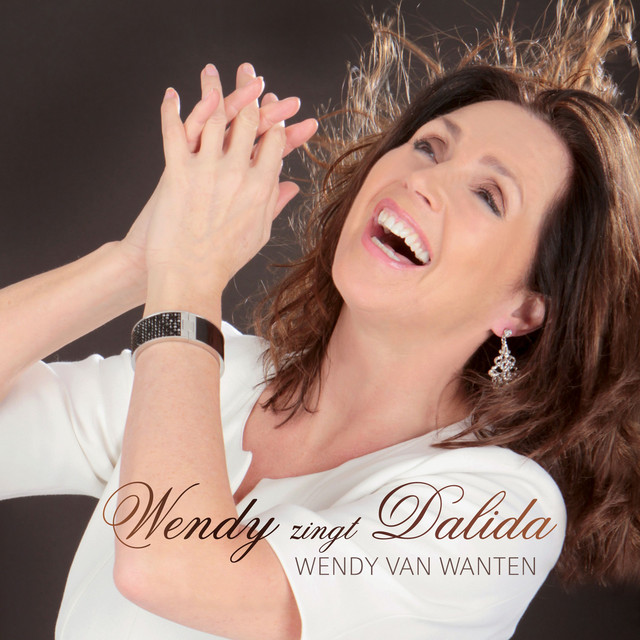 Wendy Zingt Dalida cover art