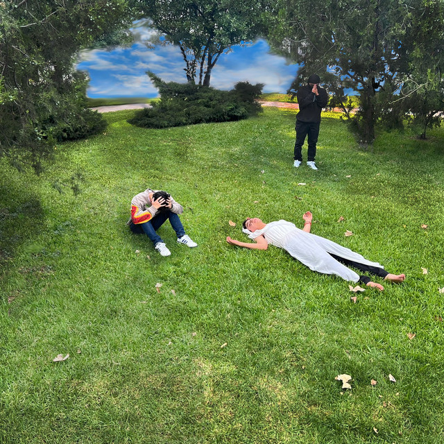 Ezis cover art