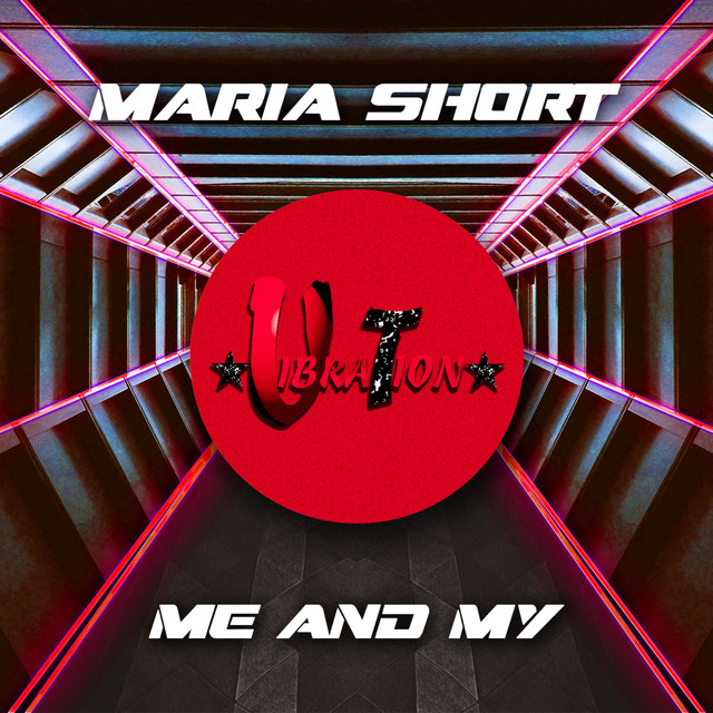 Maria Short Photo