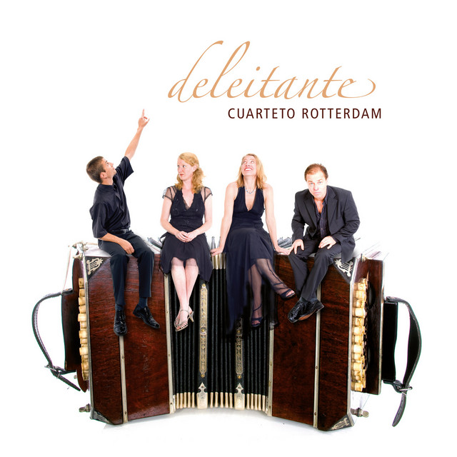 Deleitante cover art