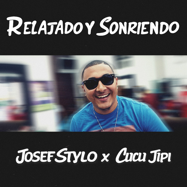 Relajado y Sonriendo