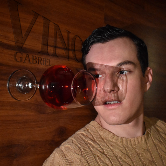 Vino cover art