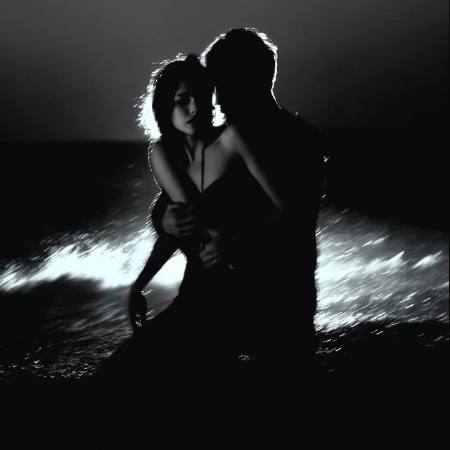 Everything is romantic, Fall in love again