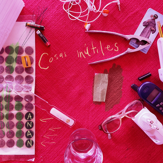 Cosas Inútiles cover art