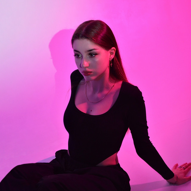 Сквозь холод cover