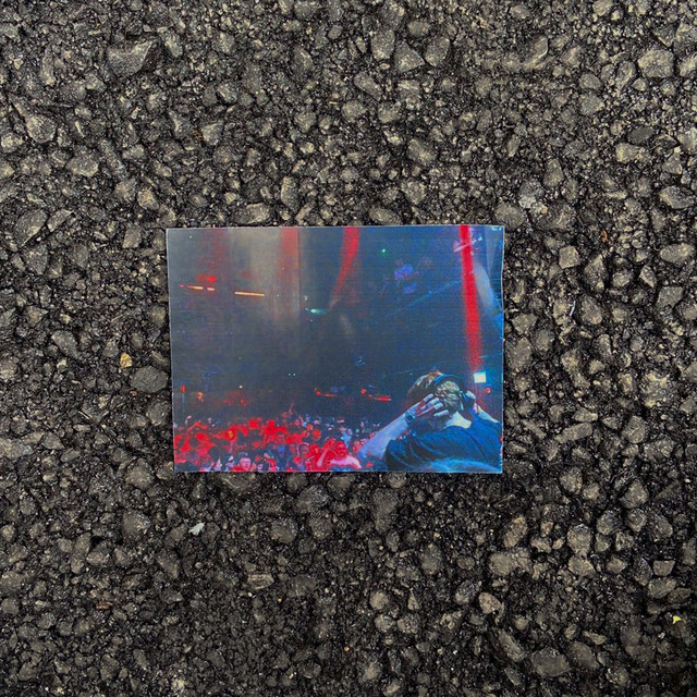 Efficient cover art