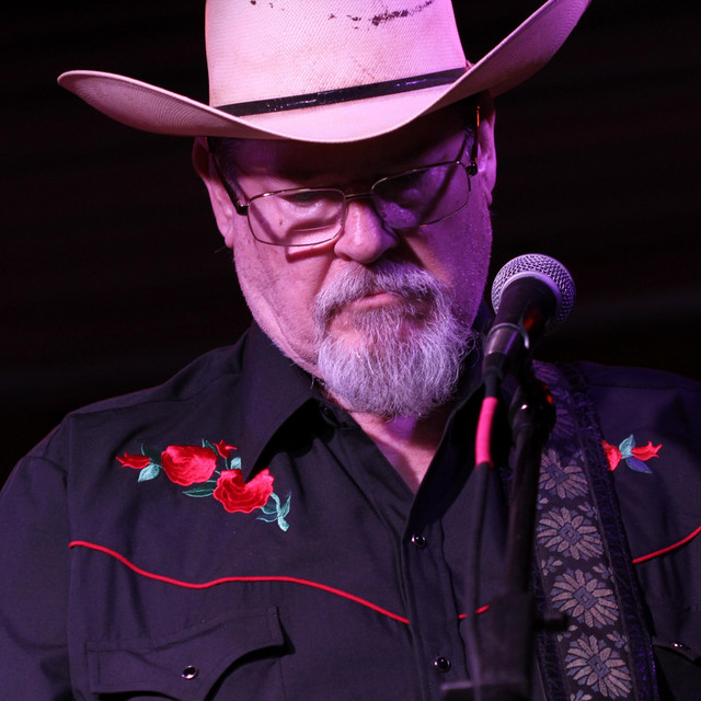Tommy Hunter and The Mixed Art Band