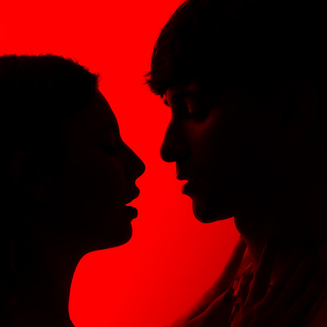 TUS VOCES cover art