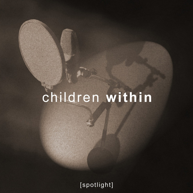 Spotlight cover