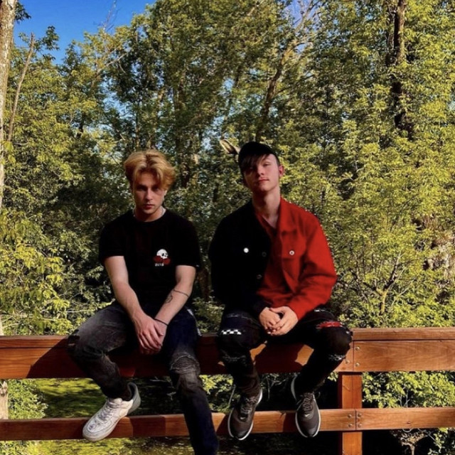 EVIL TWINS cover art