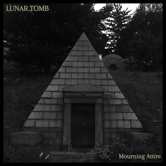 Lunar Tomb Photo
