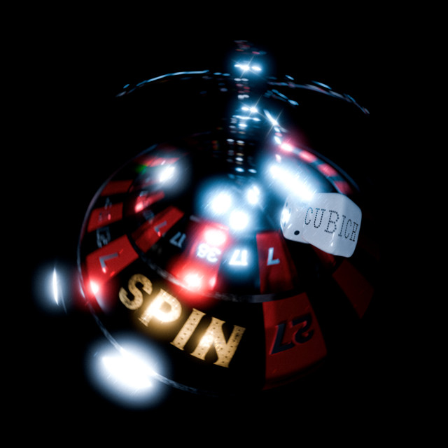 Обкладинка: Spin — Cubick
