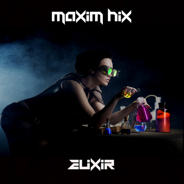 Maxim Hix Photo