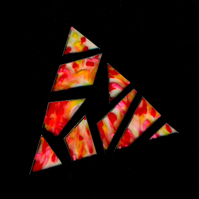 Sharp Teeth / Stranger Skin cover art