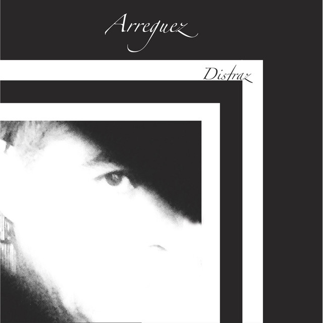 Disfraz cover art