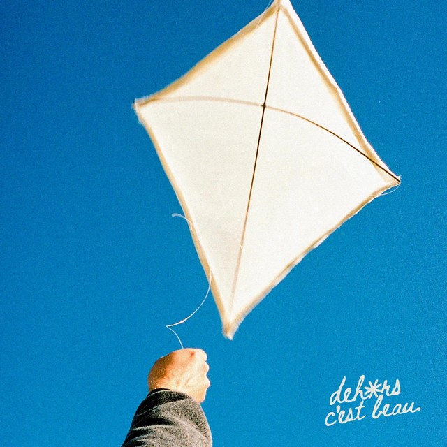 DEHORS C'EST BEAU cover art