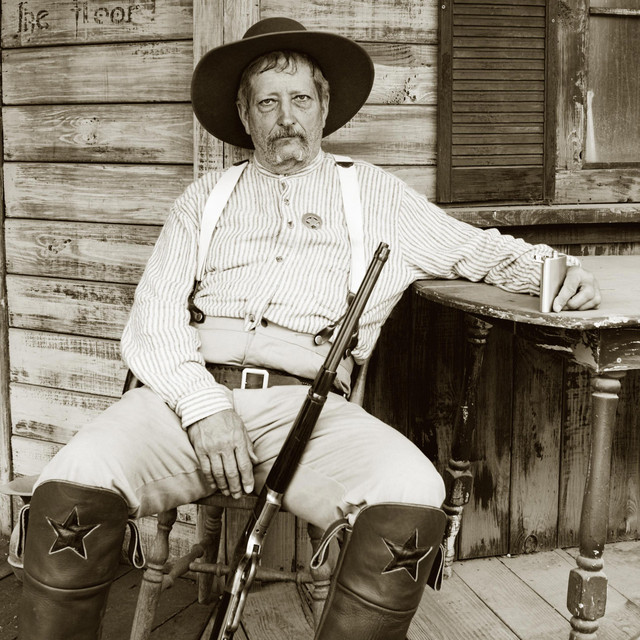 Dennis Jones