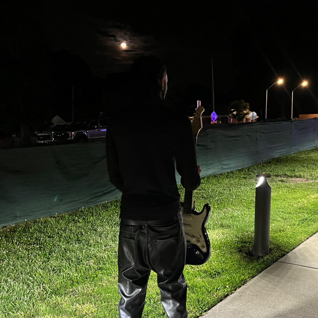 IZZO | Spotify