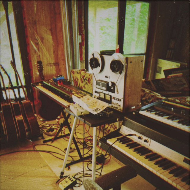 Electronic Pieces: Volume 1 cover art