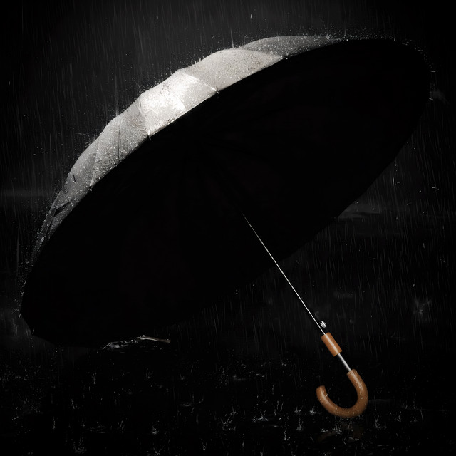 Cover art: під дощем — Green Grey