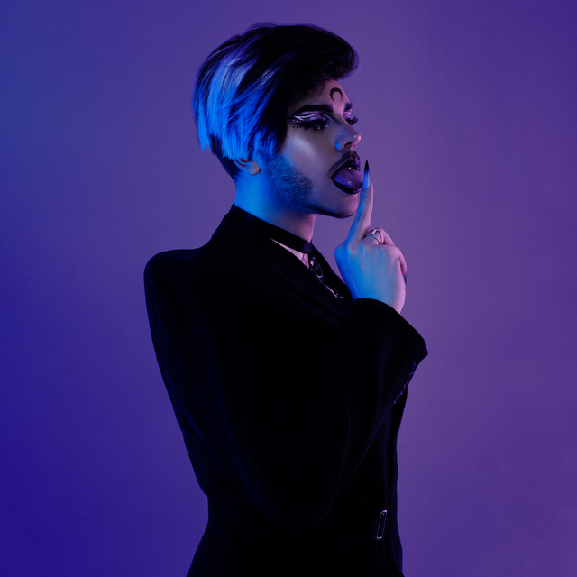 Mercoledì cover art