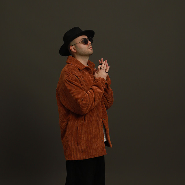 Больше десяти cover art