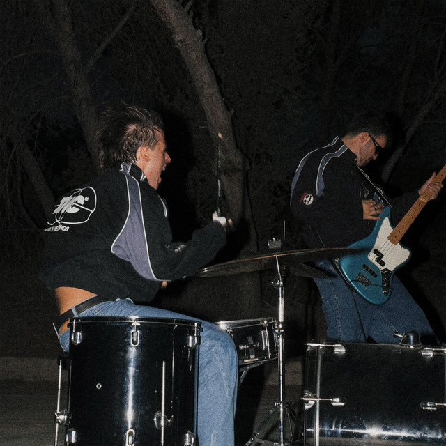 TUS MIERDAS cover art