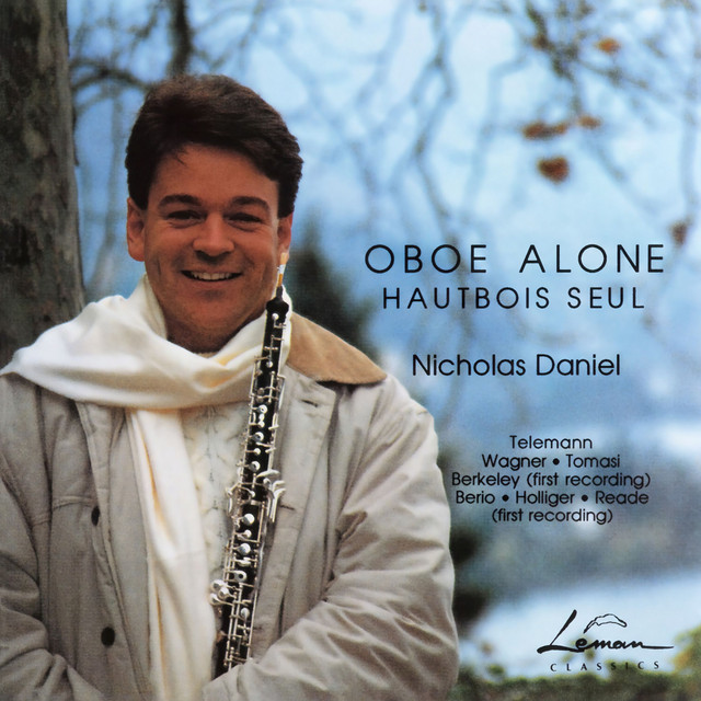 Nicholas Daniel plays Oboe Alone cover art