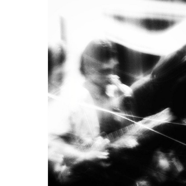 live in «ussy na pene» cover art