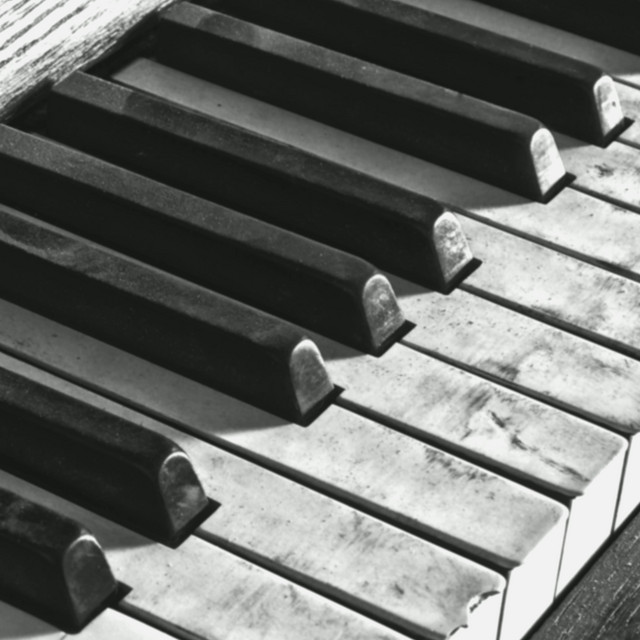 Обкладинка: Sad Parting Pt. 2 - Sad Emotional Piano — Relax MusicBox