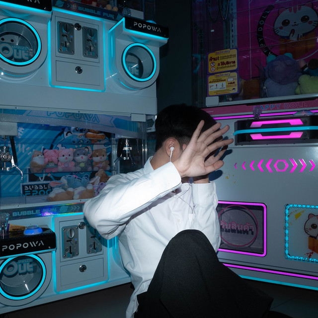 Automatic cover art