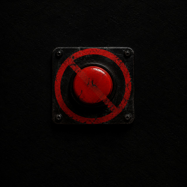 RED BUTTOM