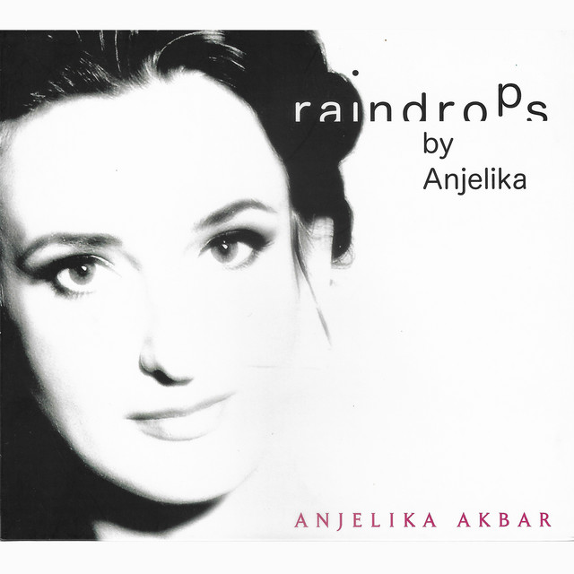 Anjelika Akbar Photo