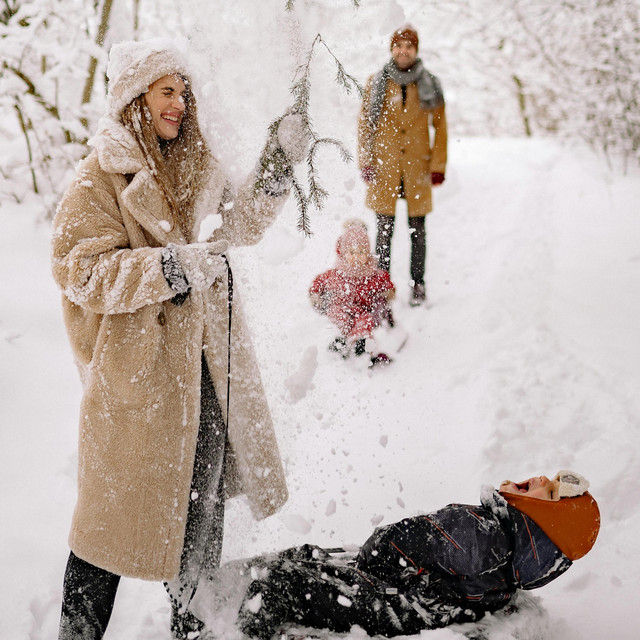 Обкладинка: Snow Commotion — Uno Kaya