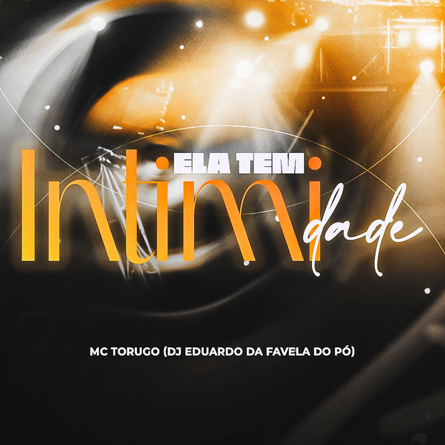 ELA TEM INTIMIDADE
