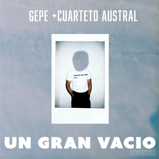 UN GRAN VACÍO (mirando) album image