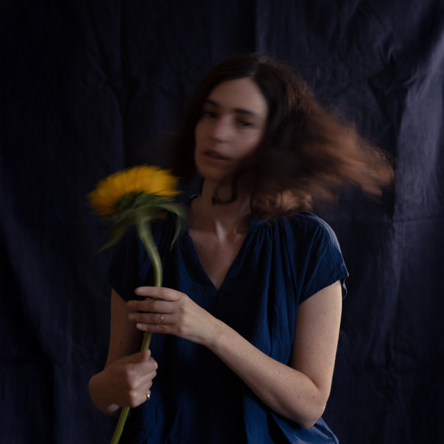 זז קדימה cover