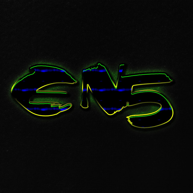 En 5