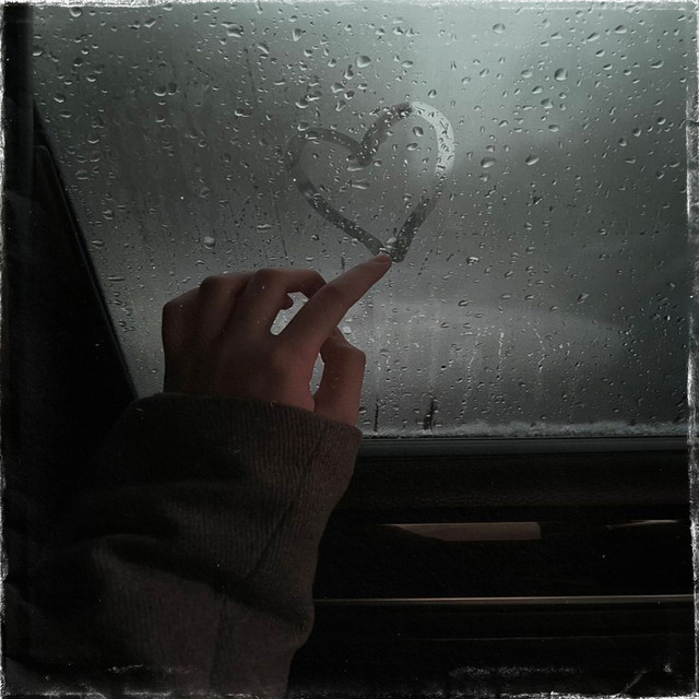 Caddelerde Rüzgar cover art
