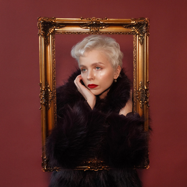 Portrait album image