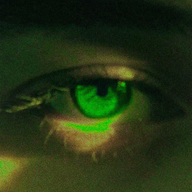 GRÜNE AUGEN