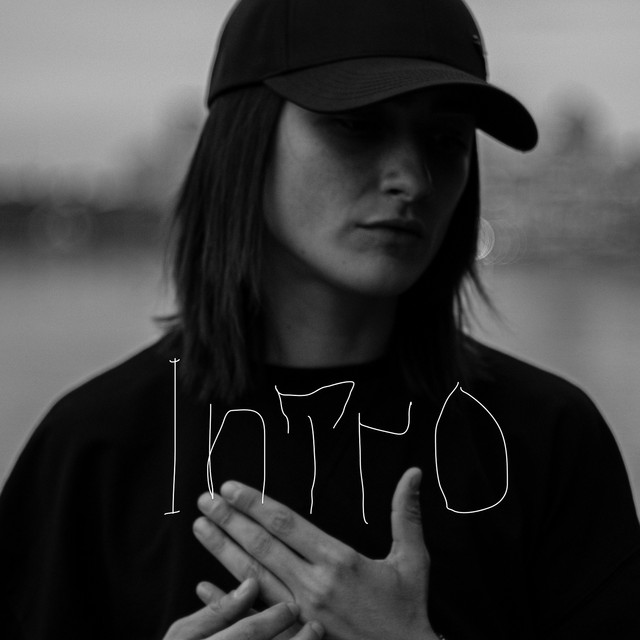 Обкладинка: Intro — KARINA PATRONTASH