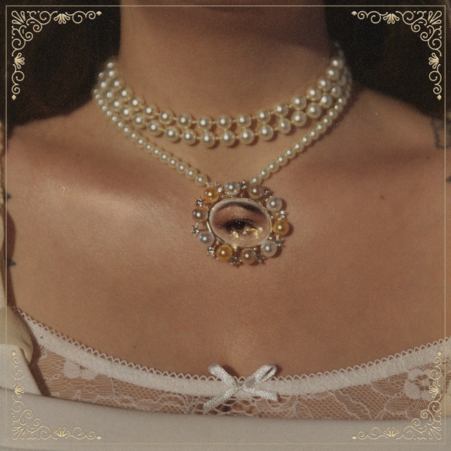 Golden (Deluxe)