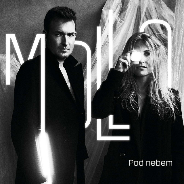 Mollo — Pod nebem