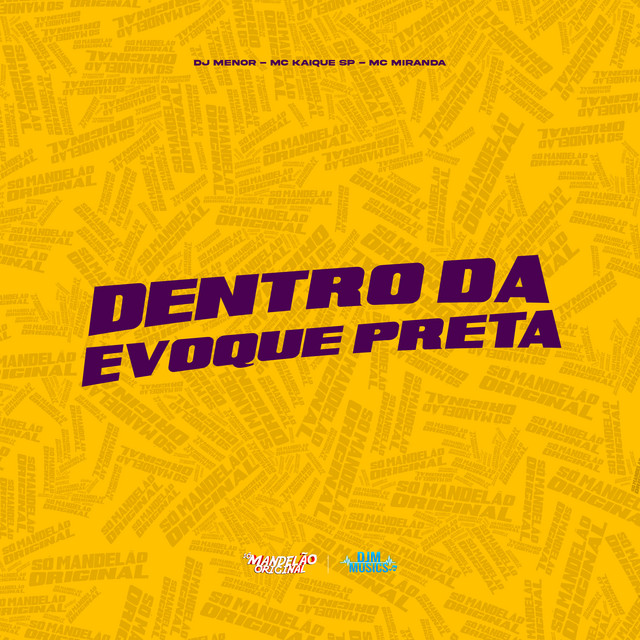 Dentro da Evoque Preta