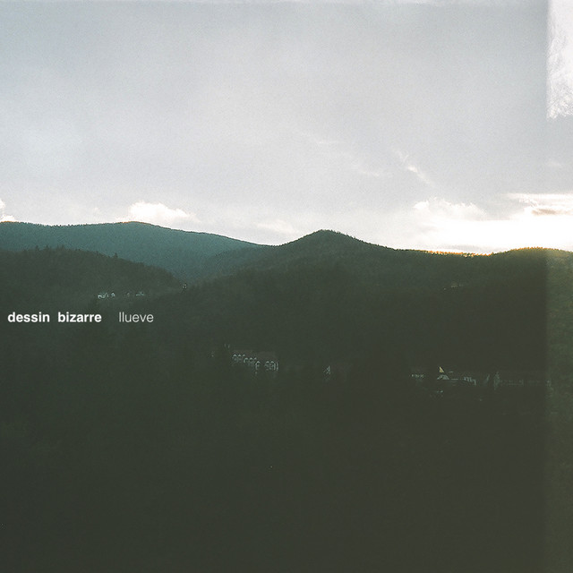 Llueve cover art