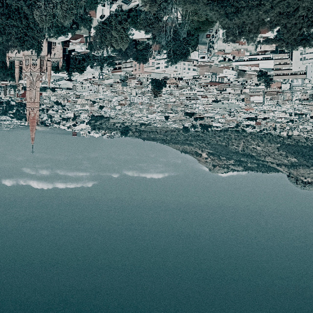 Malos Días cover art
